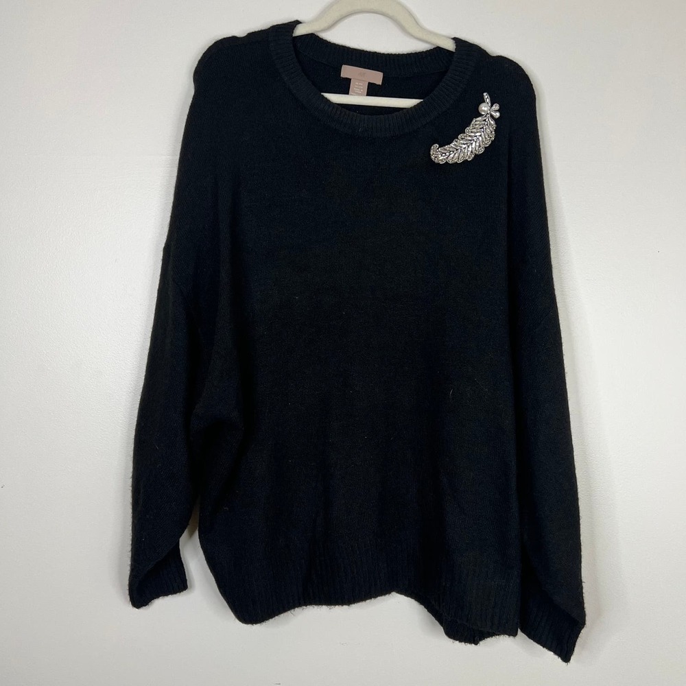 H&M Wool Blend Plus Size Cozy Soft Oversized Sweater Bejeweled Broach Attachment